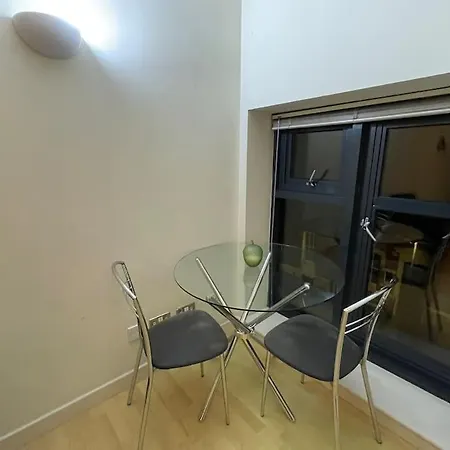 Luxe In Leeds (West Yorkshire)